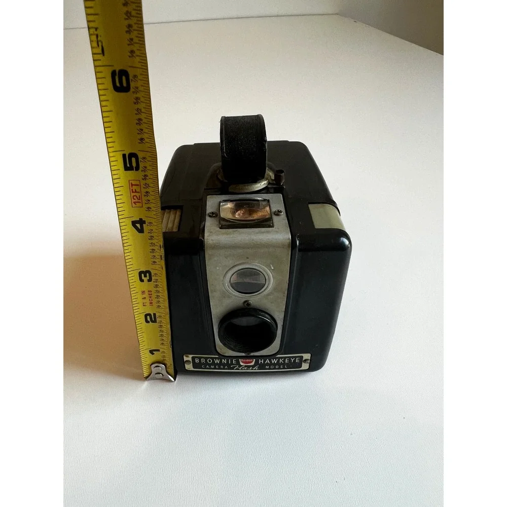 Vintage Kodak Brownie‎ Hawkeye Flash Camera Model Black Retro Photography